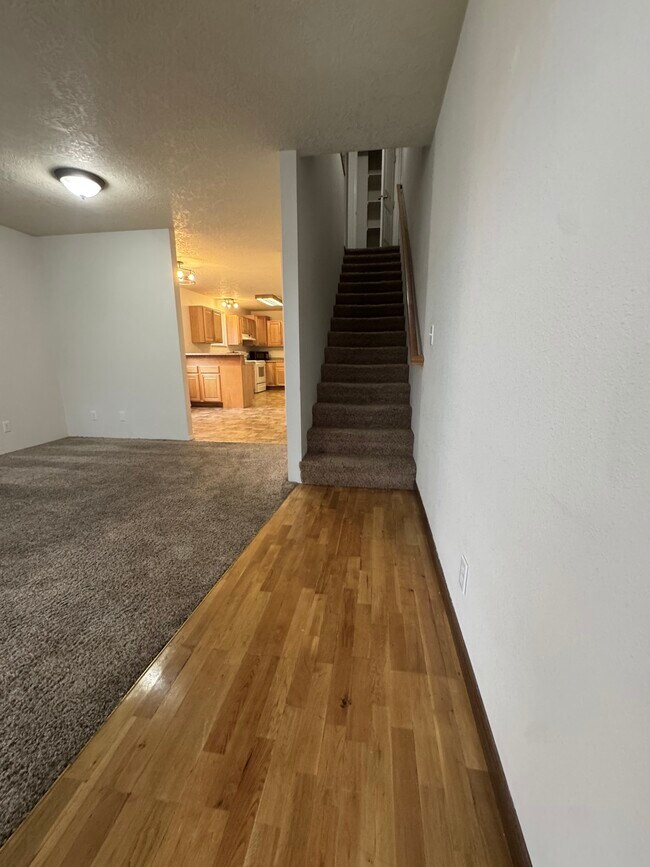 Foto del edificio - 6515 W Butte St