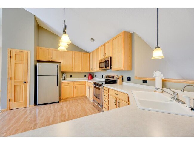 Foto del edificio - 1387 Yorkshire Ln