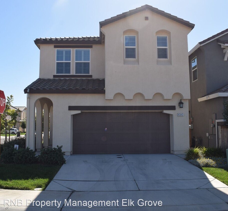 Primary Photo - 4 br, 2.5 bath House - 8343 Frontera Drive