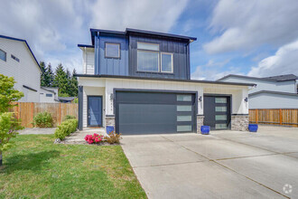 Building Photo - 8416 NE 51st Ct
