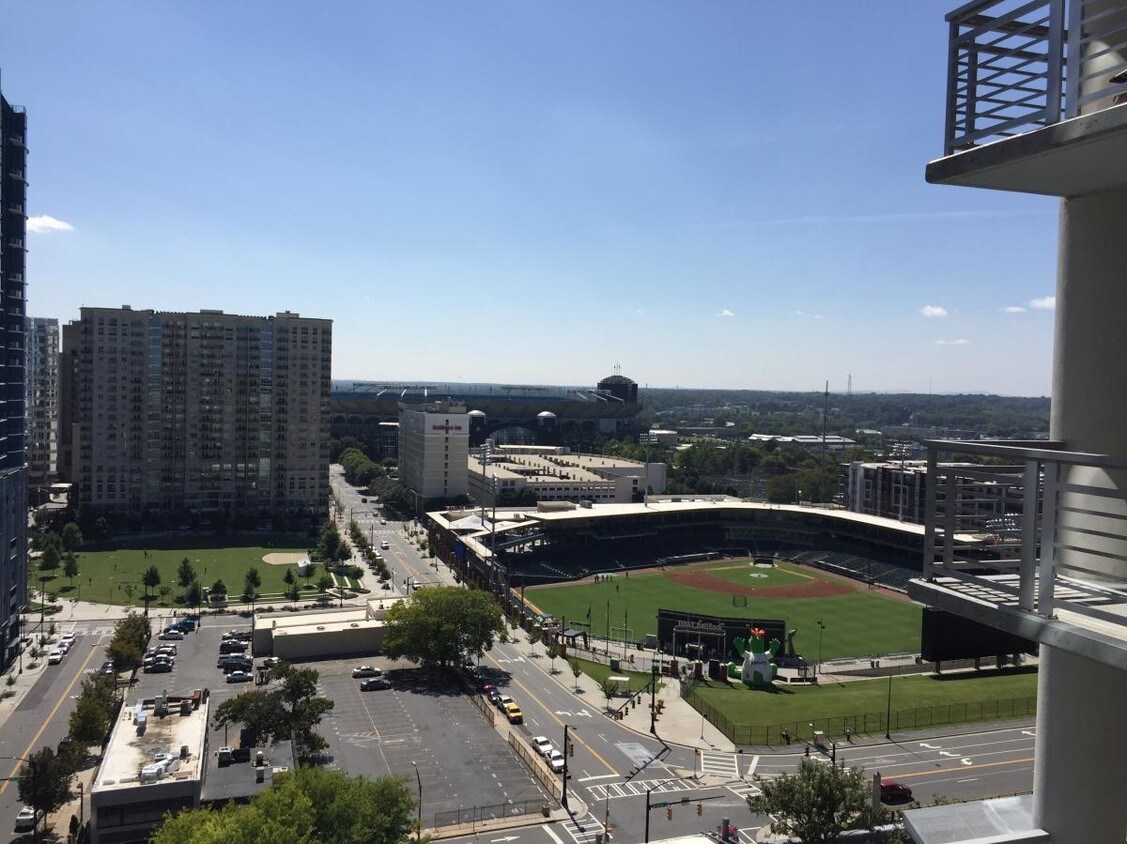 Bearden / Baseball Park View - 333 W Trade St