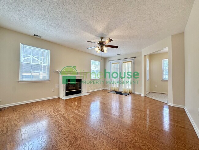 Foto del edificio - 3097 Polk Dr