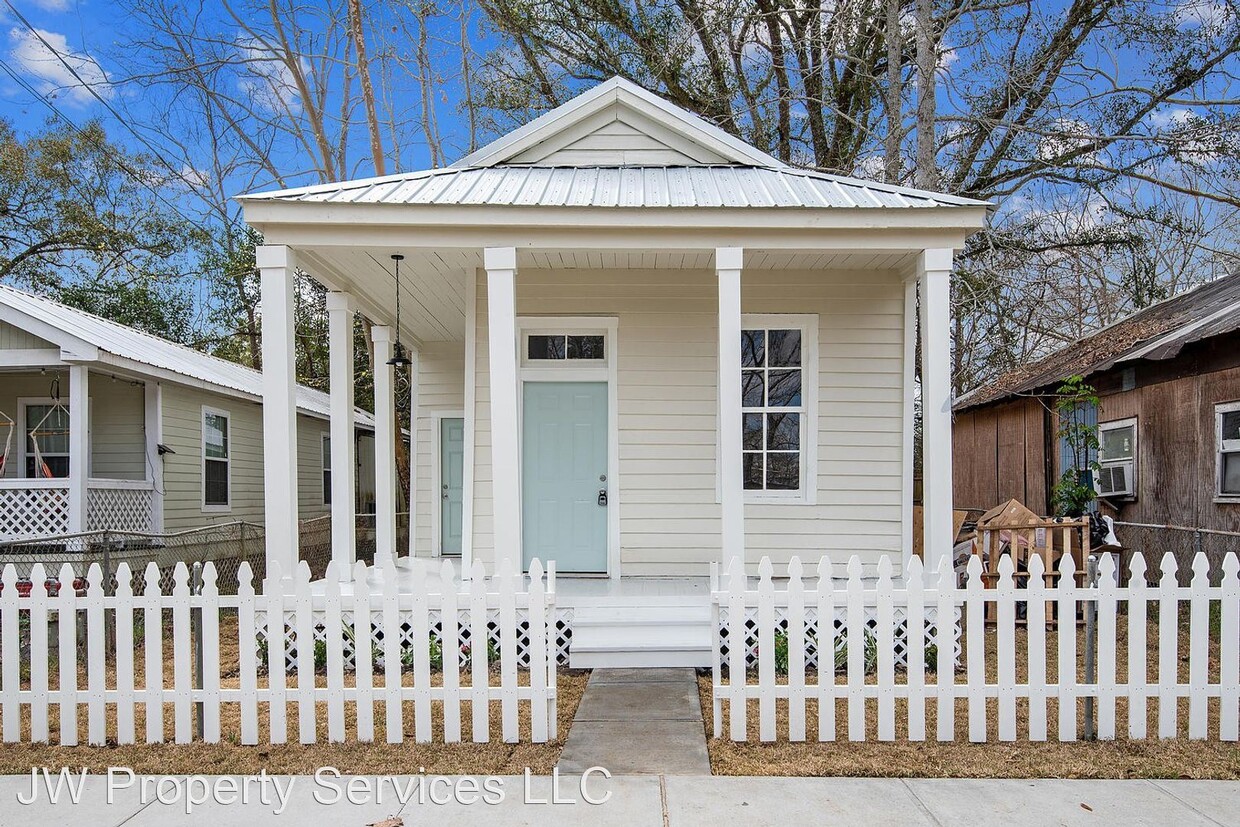 Foto principal - 2 br, 1 bath House - 719 N. Florida