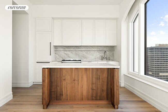 Building Photo - 520 Fifth Avenue 51B