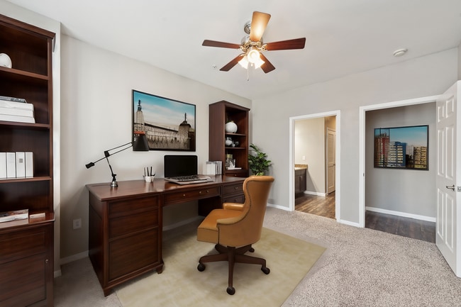 arrive west end_unit 4102_home office - Arrive West End
