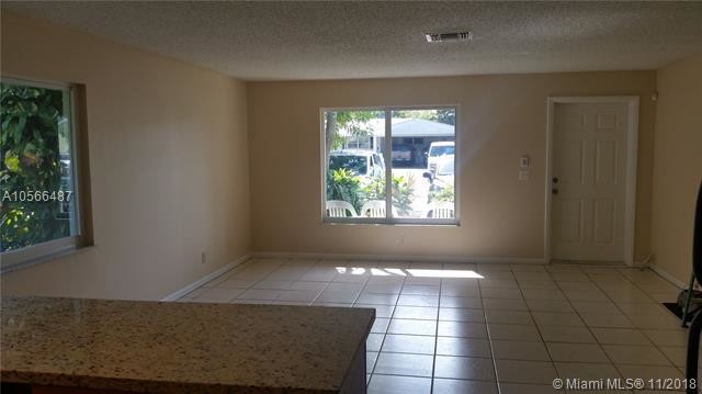 Building Photo - 1217 NE 9th St