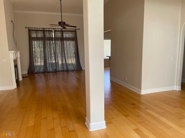 Building Photo - 167 Heron Ct