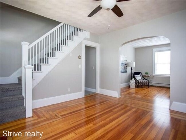 Building Photo - 5 br, 1.5 bath House - 547 Mount Pleasant Ave