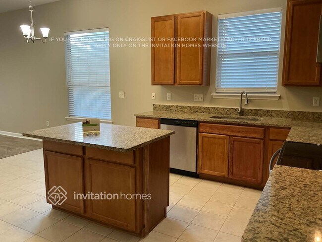 Foto del edificio - 3813 Westridge Dr