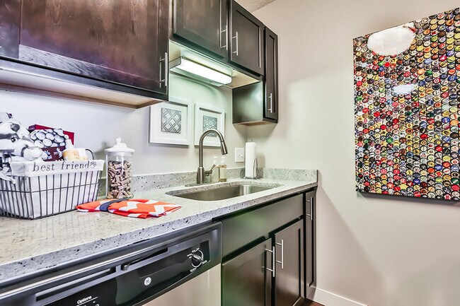 Foto del edificio - 200 N Arlington Heights Rd