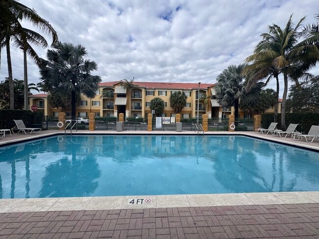 Foto del edificio - 7350 NW 114th Ave