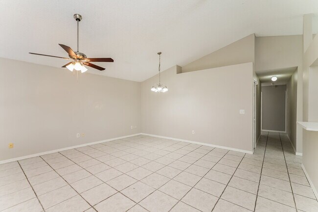 Foto del edificio - 1327 Dew Bloom Rd