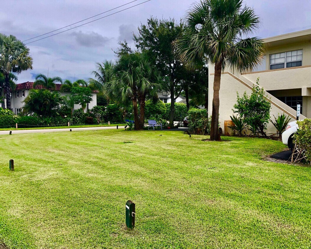 Foto principal - 4670 NE 5th Ave