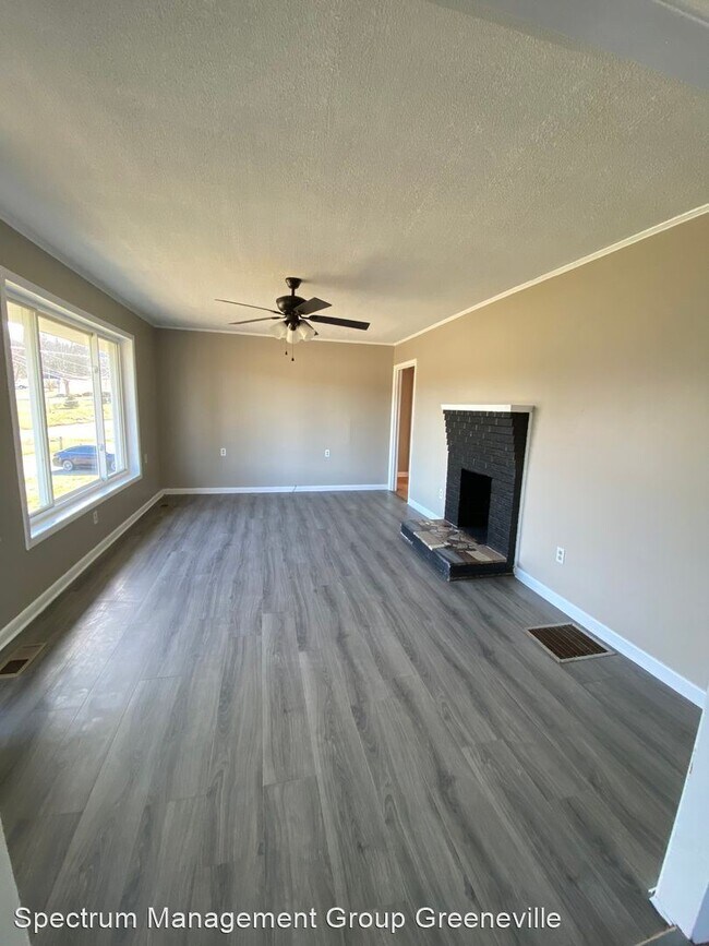 Building Photo - 4 br, 1 bath House - 230 Preacher Laws Rd