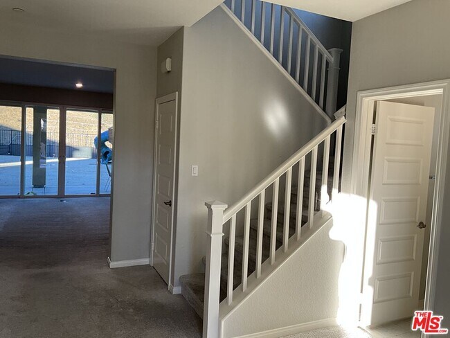 Foto del edificio - 20909 Mountain Gate Dr