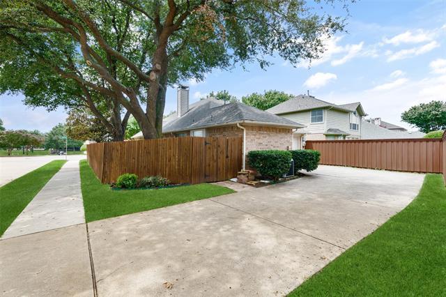 Foto del edificio - 4801 Rockcreek Ln