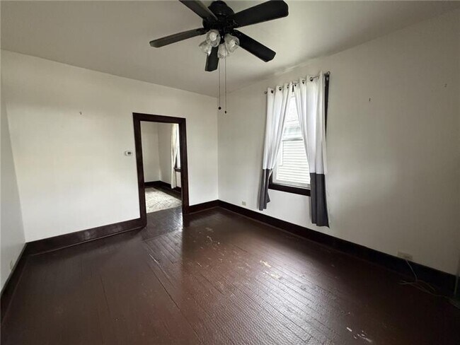 Foto del edificio - 5506 Jane St
