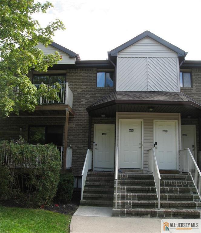 Foto principal - 4406 Birchwood Ct