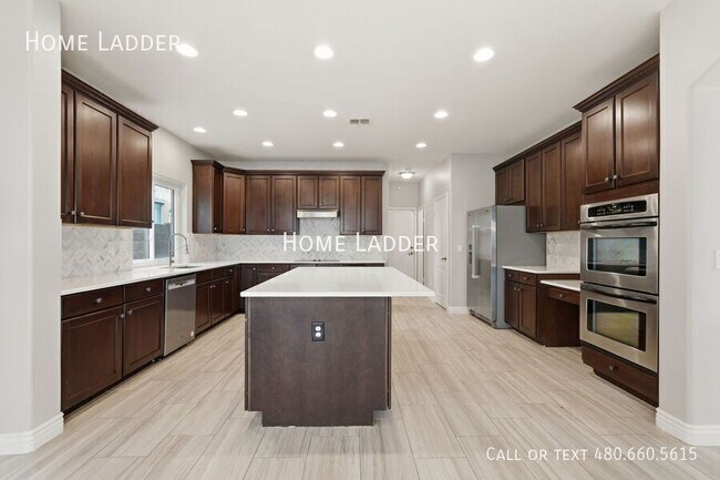Foto del edificio - 5623 E Dionysus Dr