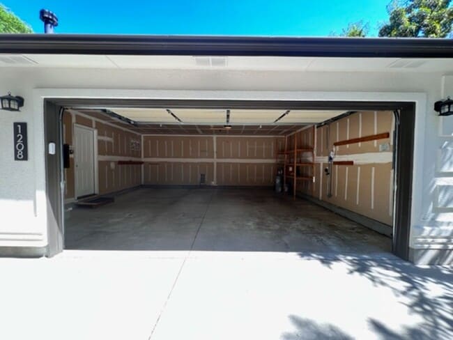 Foto del edificio - 1208 N Marsh Hawk Pl