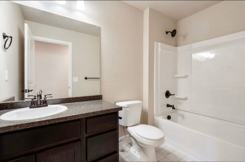 Building Photo - 6933 4th St Rd