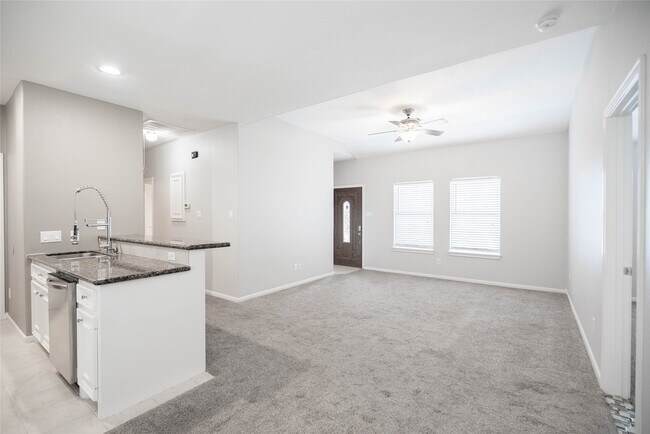 Foto del edificio - 13165 Snow Ln