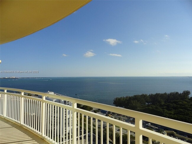 Foto del edificio - 2475 Brickell Ave