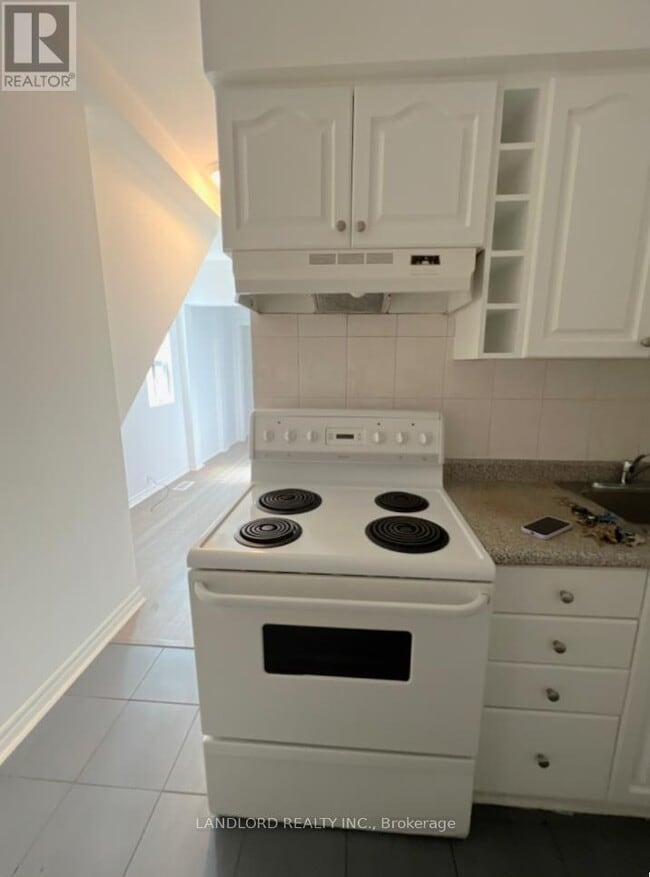 Photo du bâtiment - 130 Baldwin St