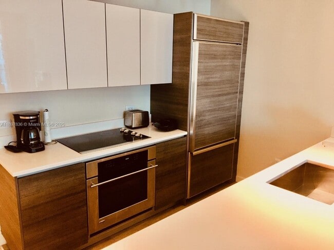 Foto del edificio - 1100 S Miami Ave