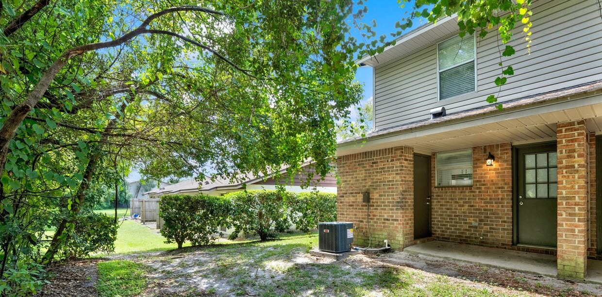 Primary Photo - ***Cute 2 Bedroom Apartment in Orange City***