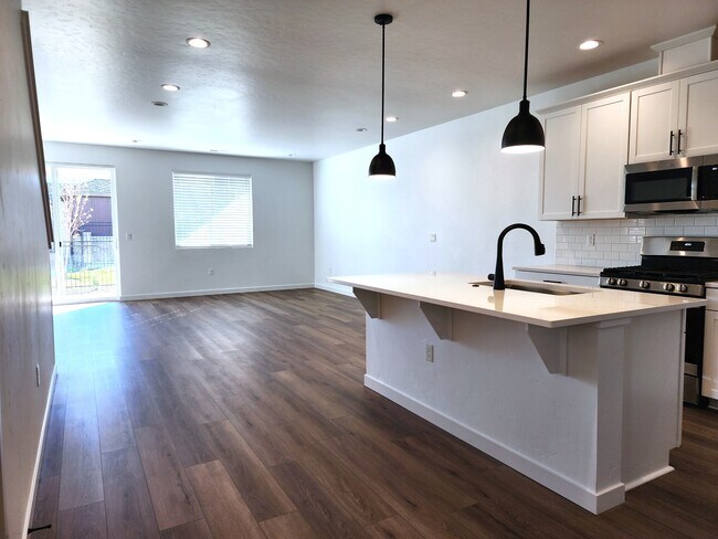 Foto del edificio - 362 N Lagrasse Ln