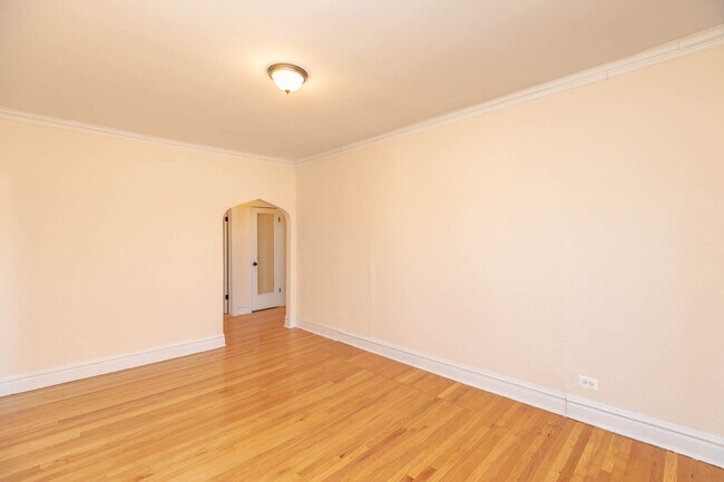 Foto del edificio - 4426 N St Louis Ave