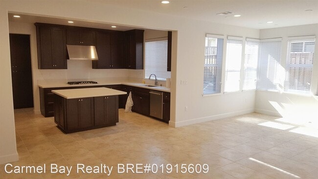 Building Photo - 3 br, 2.5 bath House - 2721 Sea Glass Ave