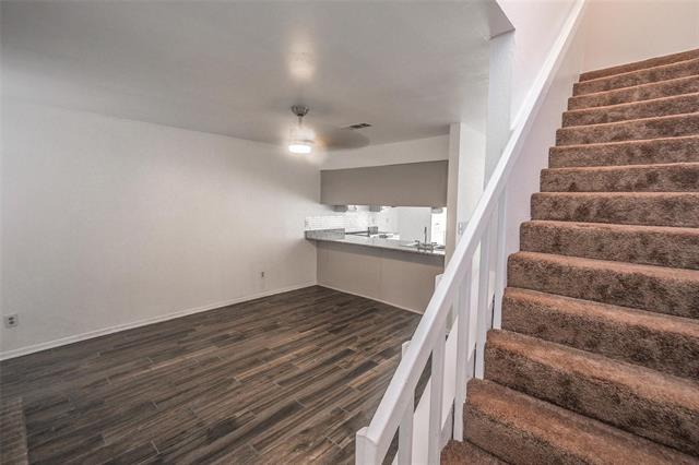 Building Photo - 1034 McKinley St