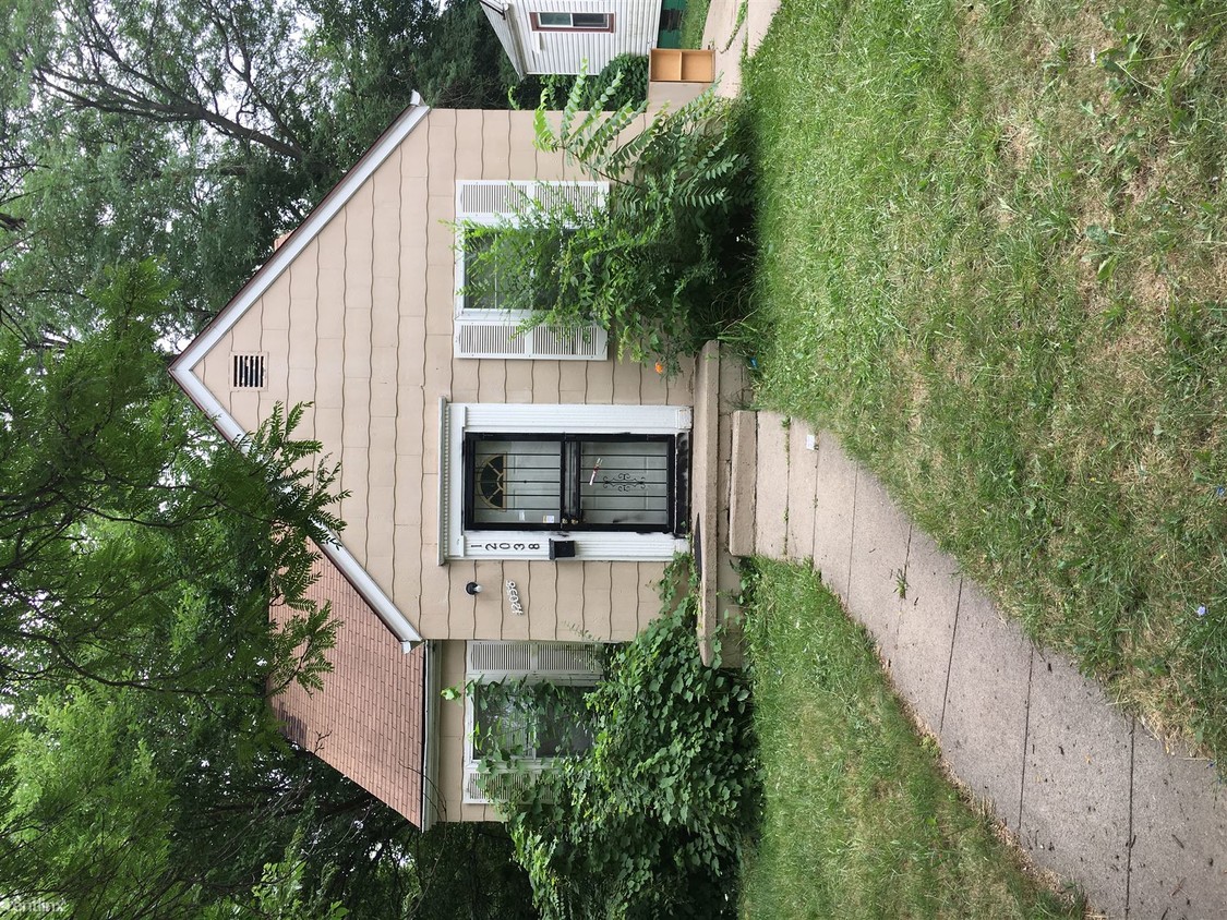 Primary Photo - 3 br, 1 bath House - 12038 Lauder St