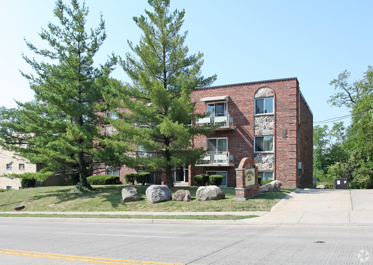 Primary Photo - 2767-2771 Queen City Ave