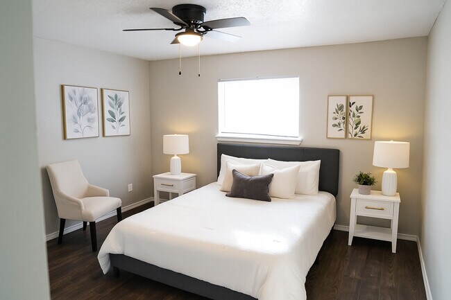 Comfortable Bedrooms - Park Ridge Community