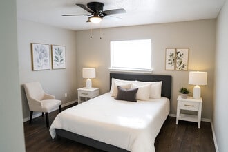 Comfortable Bedrooms - Park Ridge Community