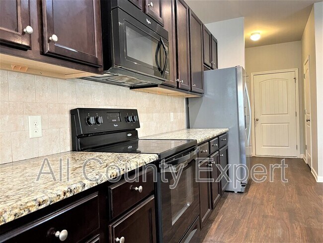 Foto del edificio - 5338 Cactus Cove Ln