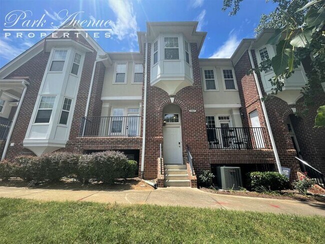 Building Photo - 11017 Lancaster Park Dr