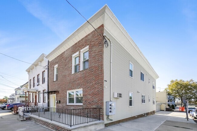 Foto del edificio - 47 Carlton Ave