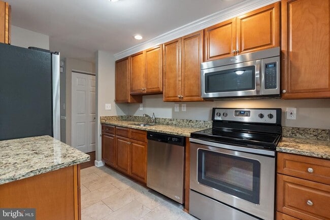 Building Photo - 8454 Rippled Creek Ct