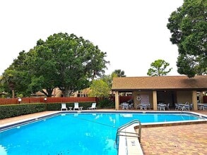 Building Photo - 9684 Lake Seminole Dr E