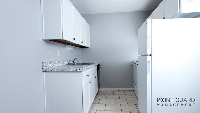 Building Photo - 3007 E Wilma St