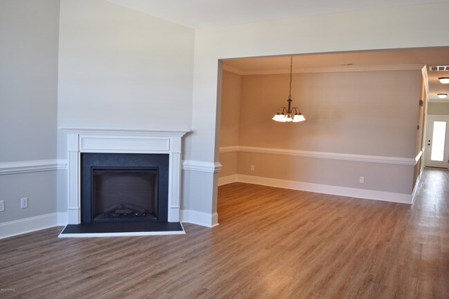 Building Photo - 3801 Nantucket Rd
