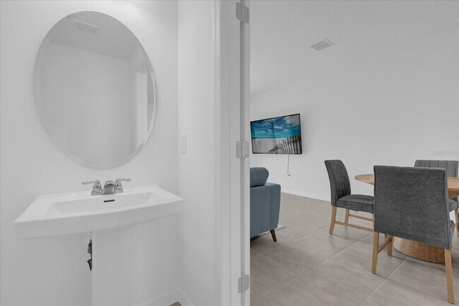 Foto del edificio - 3221 Skyline Lp