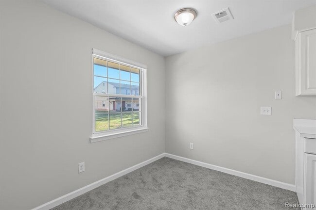 Foto del edificio - 162 Princeton Dr