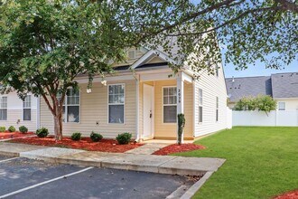 Building Photo - 2029 Shady Pond Dr