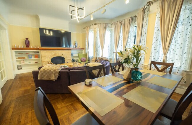 Foto del edificio - 1107 Broadway-SI ID1309749P