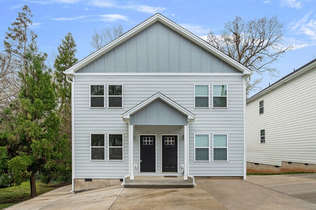 Building Photo - 427 Arbor Dr